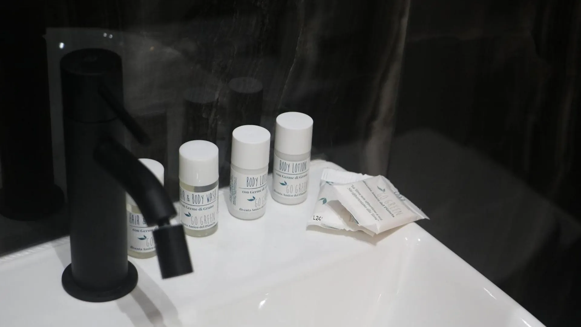 Affittacamere Xcross Suites Basilica San Paolo Roma
