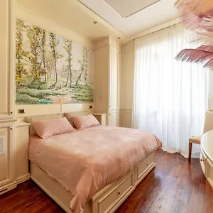 Bed & Breakfast Downtown Luxury - Termini Train Station, Roma
