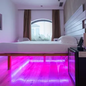 Colosseum Jacuzzi Suites Rome